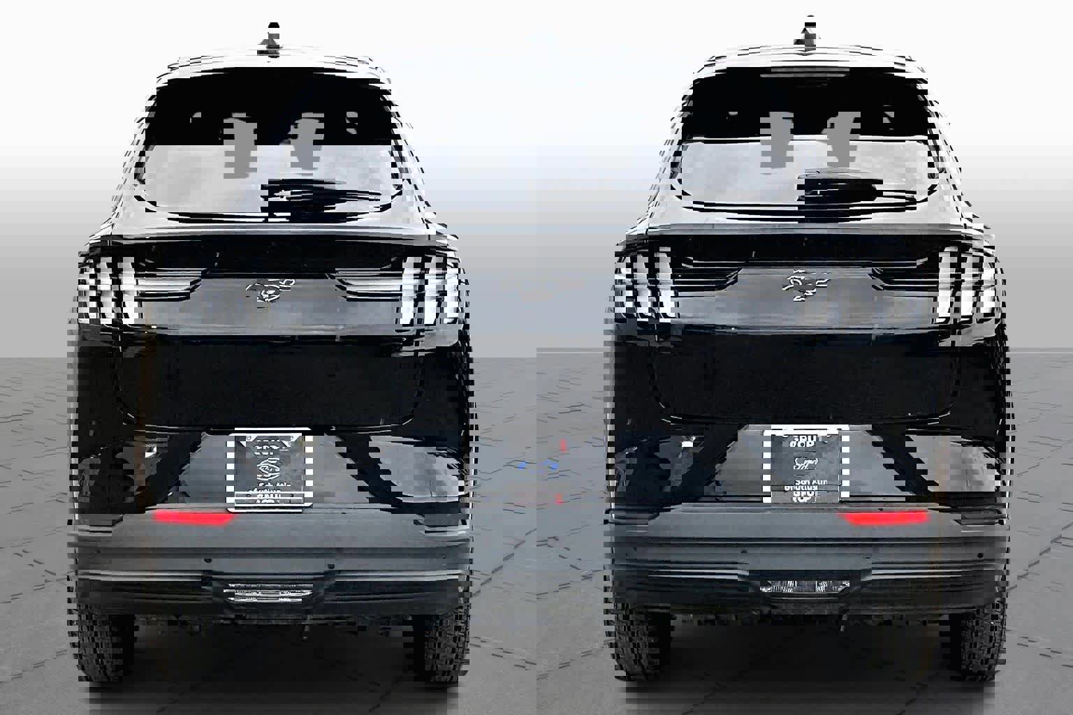 Certified 2025 Ford Mustang Mach-E Premium image 2