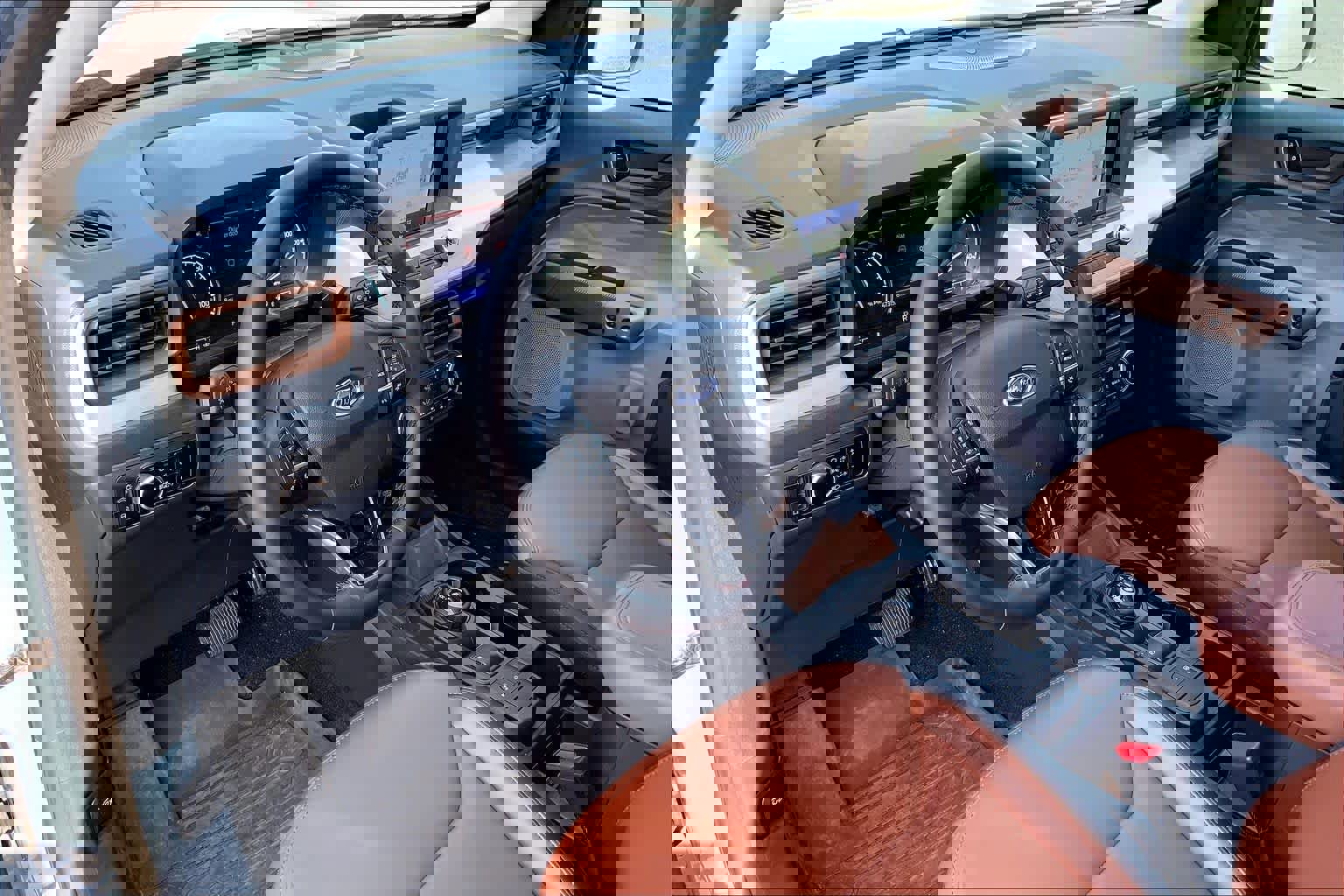 Certified 2024 Ford Maverick Lariat image 18