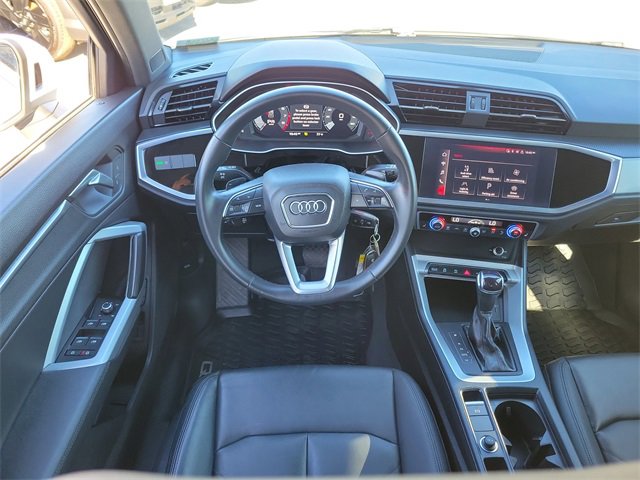 Used 2022 Audi Q3 2.0T Premium w/ Convenience Package image 7