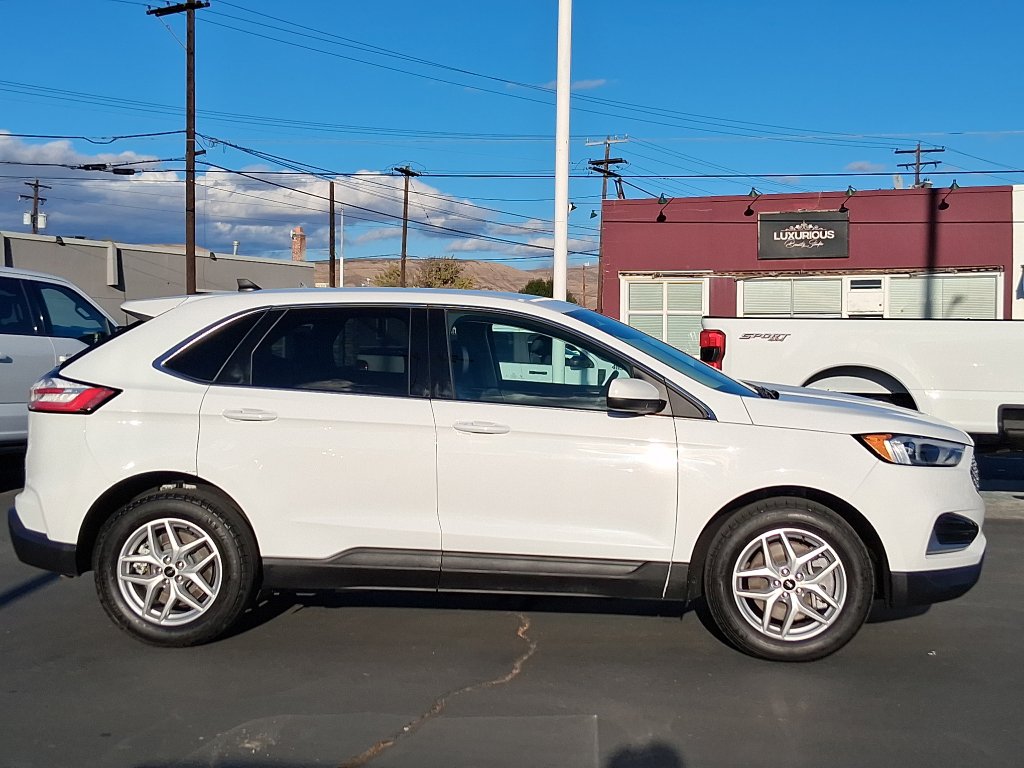 Certified 2024 Ford Edge SEL image 2