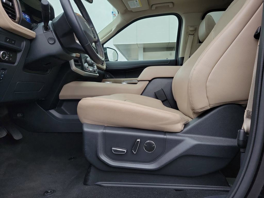 Certified 2024 Ford Expedition Max Limited image 18