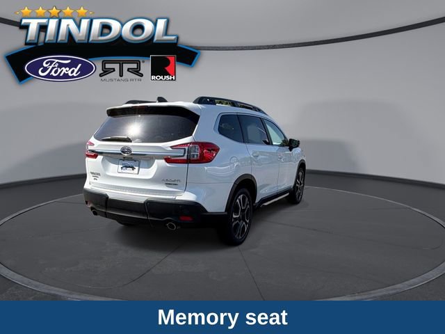 Used 2024 Subaru Ascent Limited w/ Technology Package AWD/4WD image 7