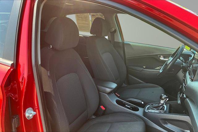 Used 2023 Hyundai Kona SEL w/ Convenience Package FWD image 7