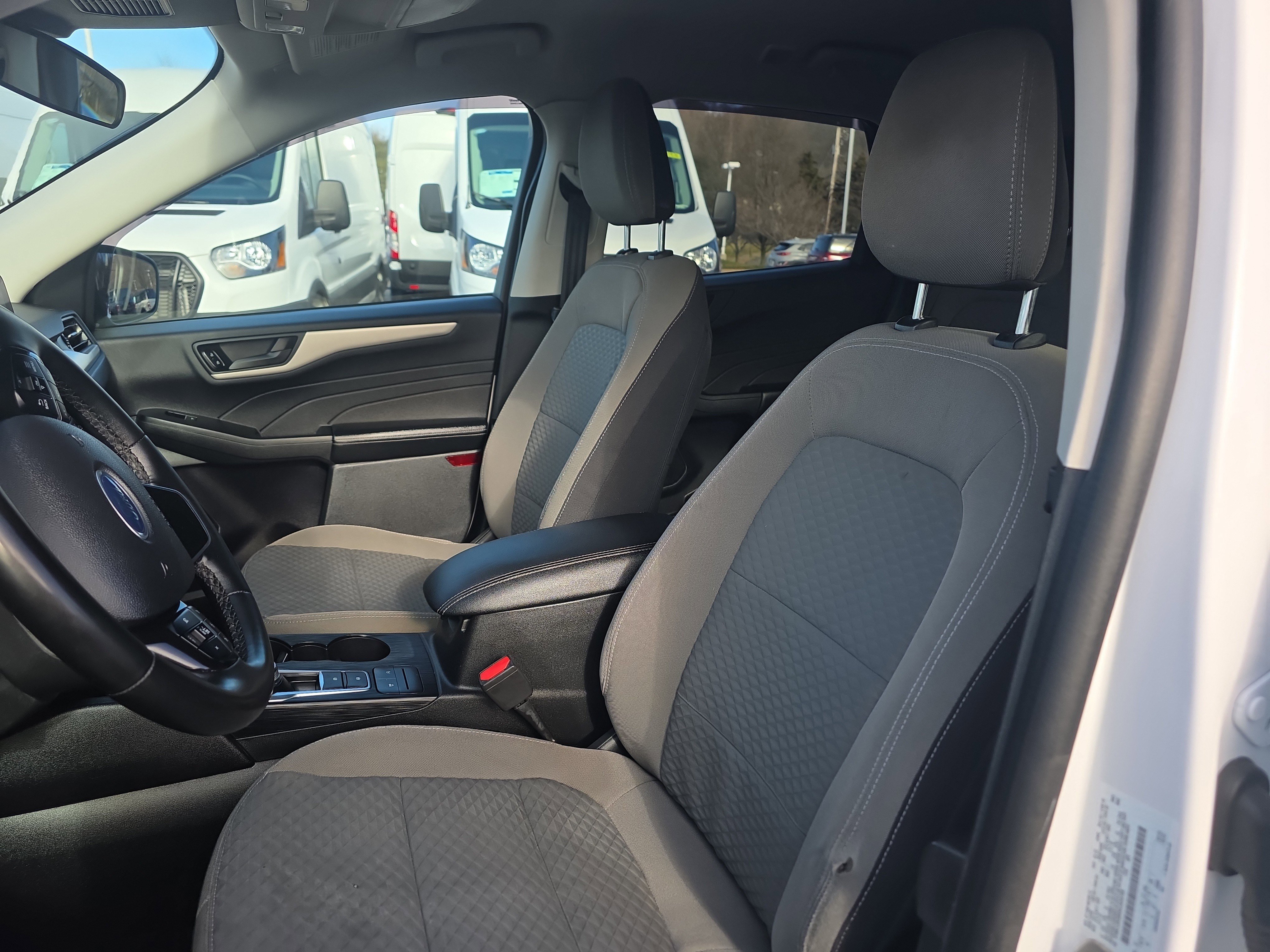 Certified 2022 Ford Escape SE w/ Cold Weather Package image 28