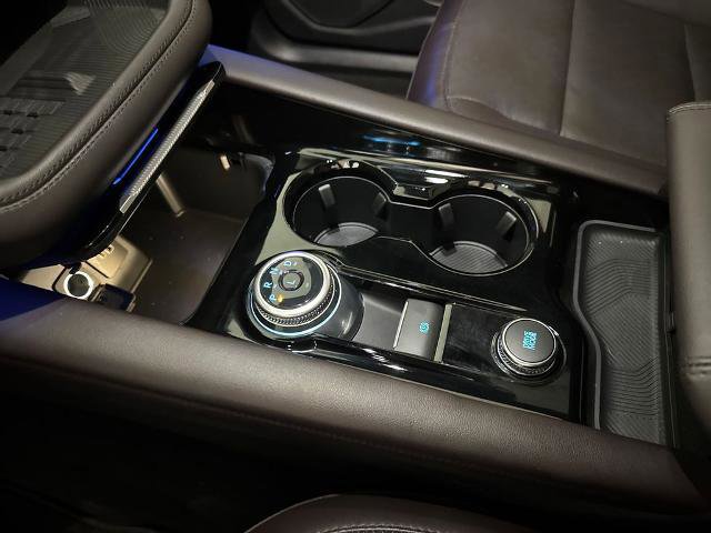 Certified 2025 Ford Explorer Platinum image 31