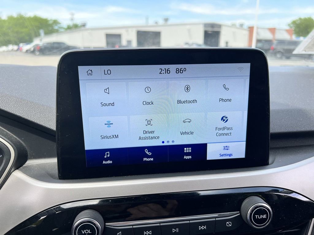 Certified 2022 Ford Escape SE w/ SE Sport Appearance Package AWD/4WD image 18