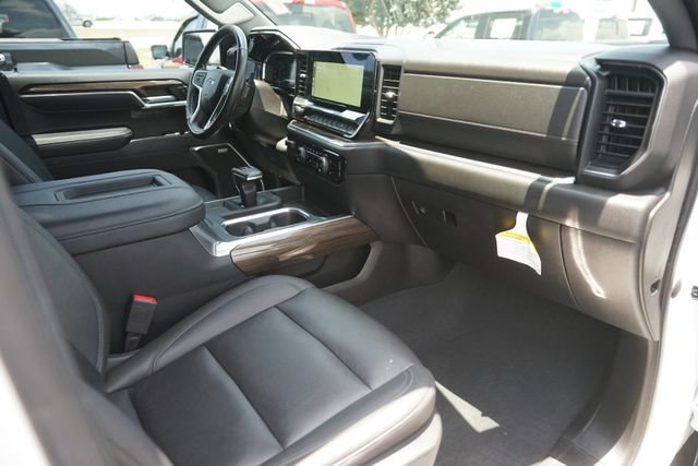 Used 2022 Chevrolet Silverado 1500 RST RWD image 17