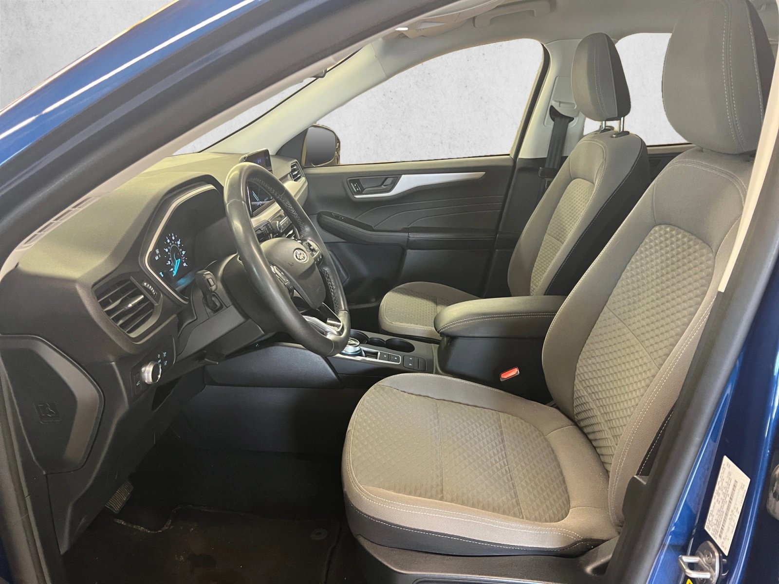Certified 2022 Ford Escape SE w/ SE Sport Appearance Package AWD/4WD image 11