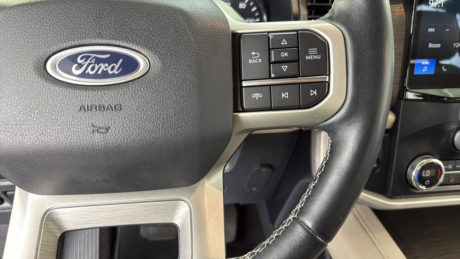 Certified 2022 Ford Expedition Limited image 16