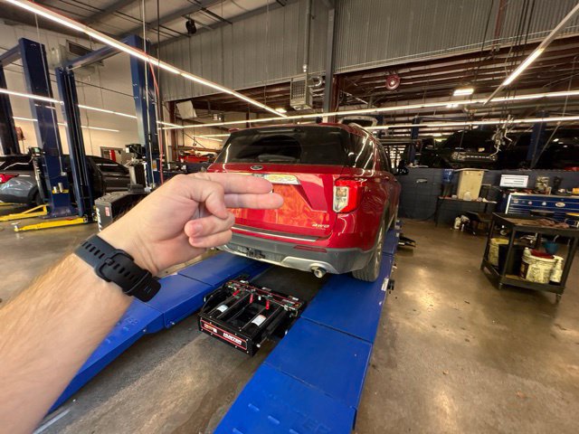 Certified 2021 Ford Explorer Limited w/ Equipment Group 301A AWD/4WD image 14