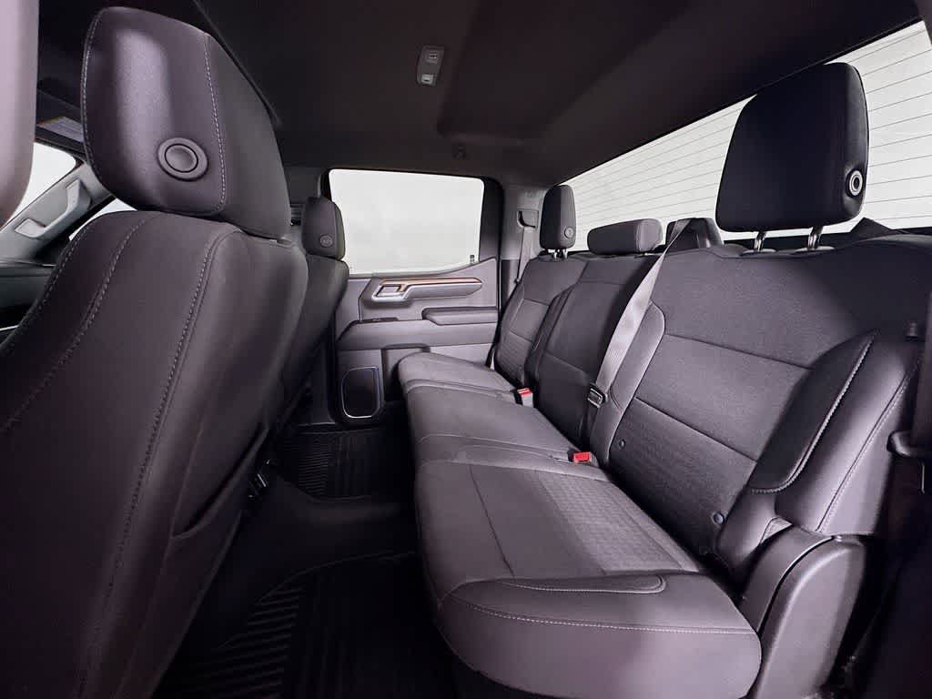 Used 2025 Chevrolet Silverado 1500 LT AWD/4WD image 14