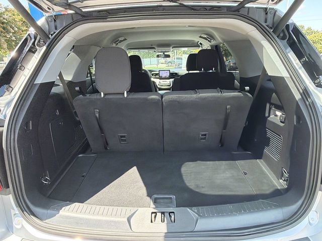 Certified 2021 Ford Explorer XLT RWD image 26