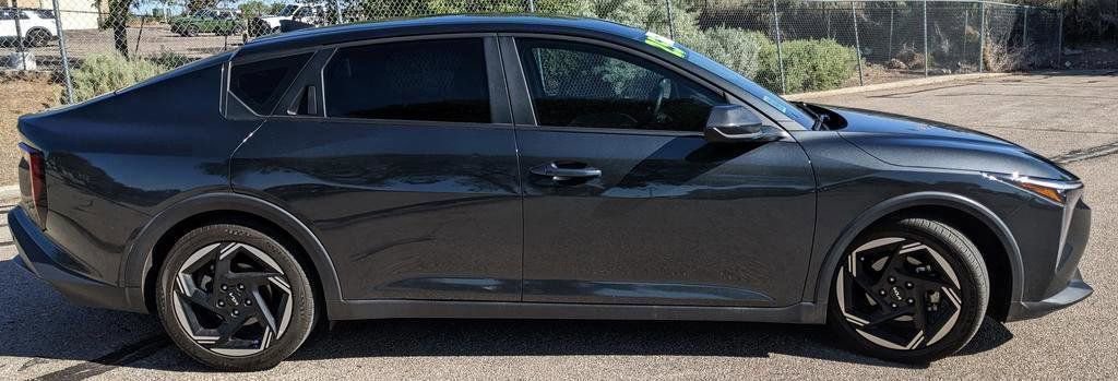 Used 2025 Kia K4 EX FWD image 2