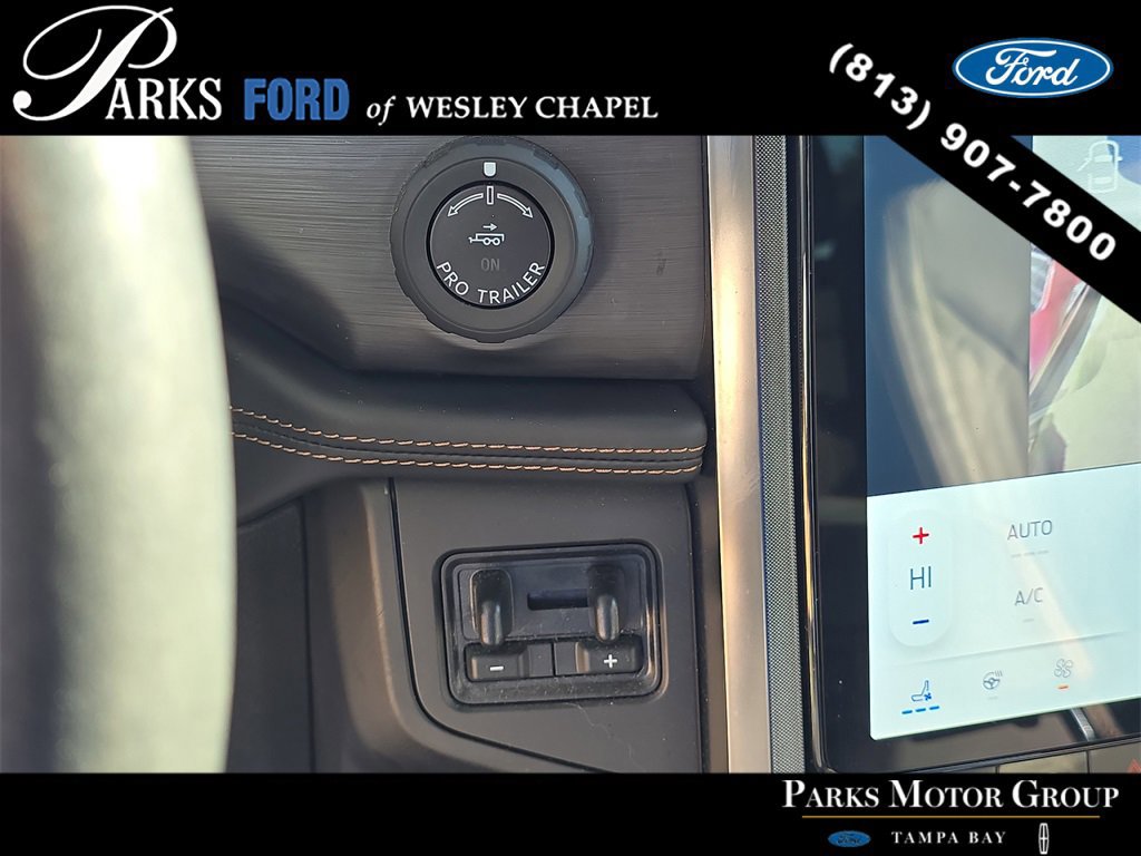 Certified 2023 Ford Expedition Platinum image 28