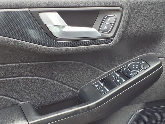Certified 2024 Ford Escape ST-Line w/ Tech Pack #1 AWD/4WD image 10