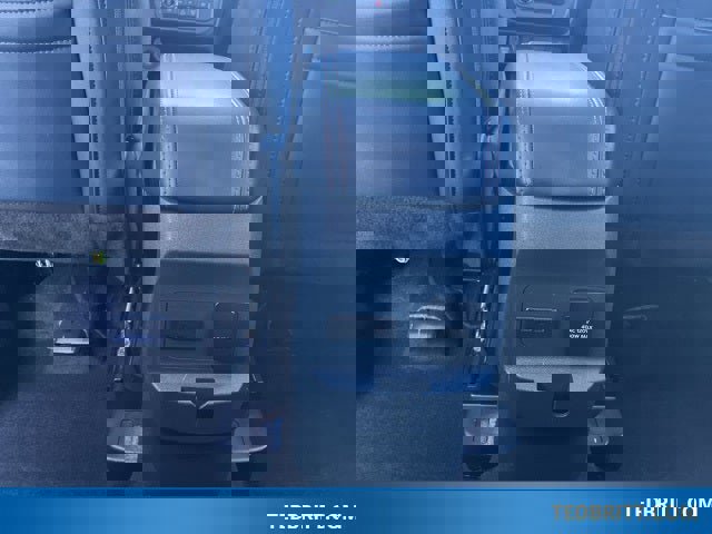 Certified 2025 Ford Maverick Lariat w/ 4K Tow Package image 16