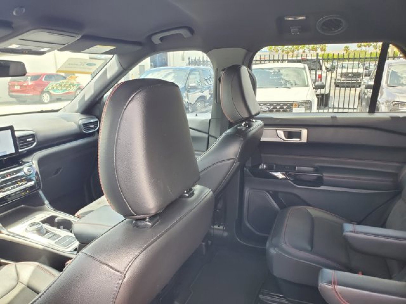 Certified 2023 Ford Explorer ST-Line w/ Class IV Trailer Tow Package RWD image 28