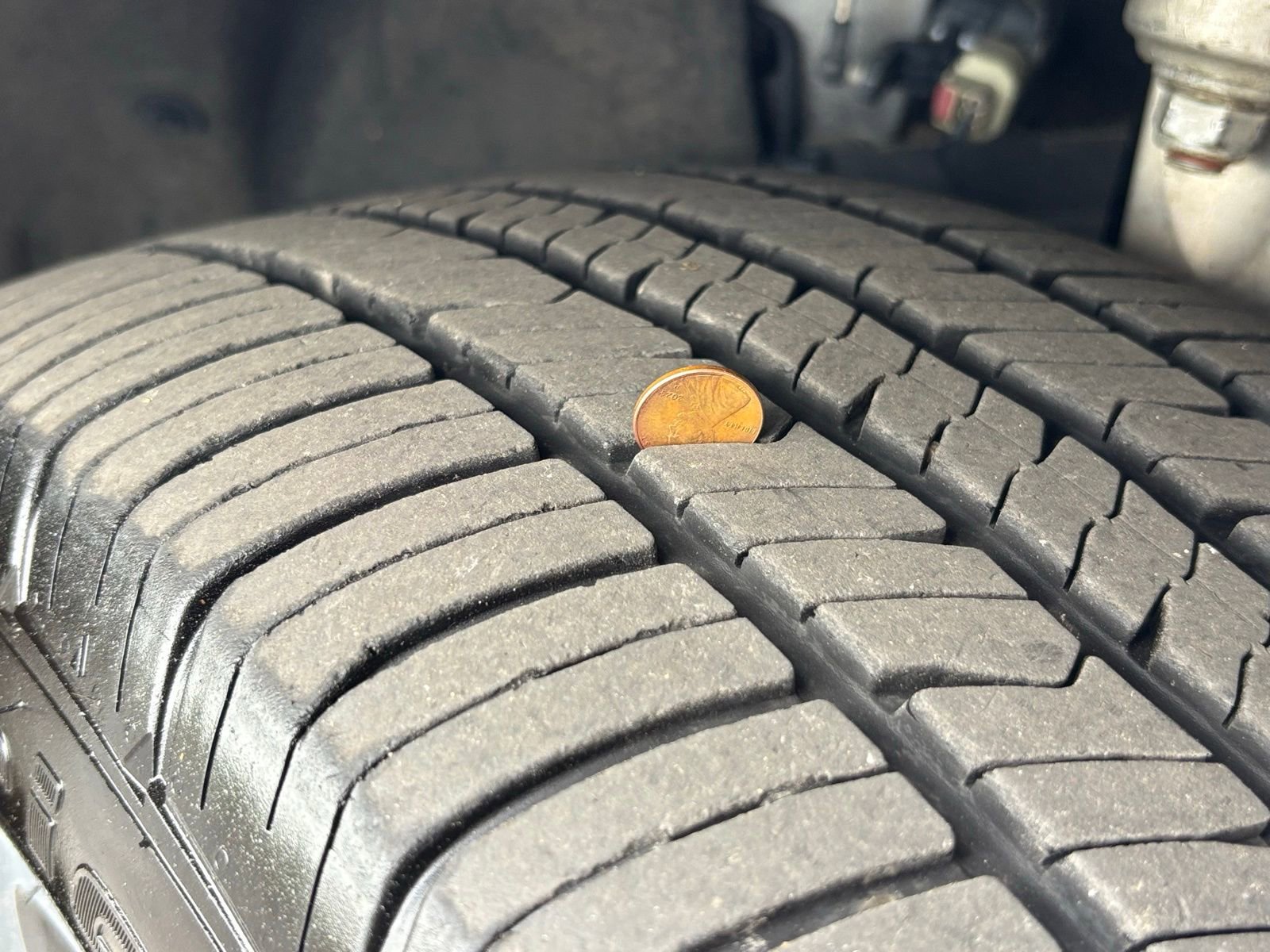 Used 2018 Jeep Grand Cherokee Overland image 16