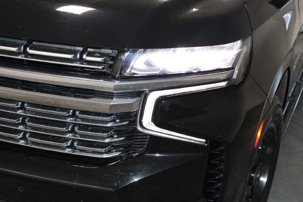 Used 2022 Chevrolet Suburban Premier RWD image 53