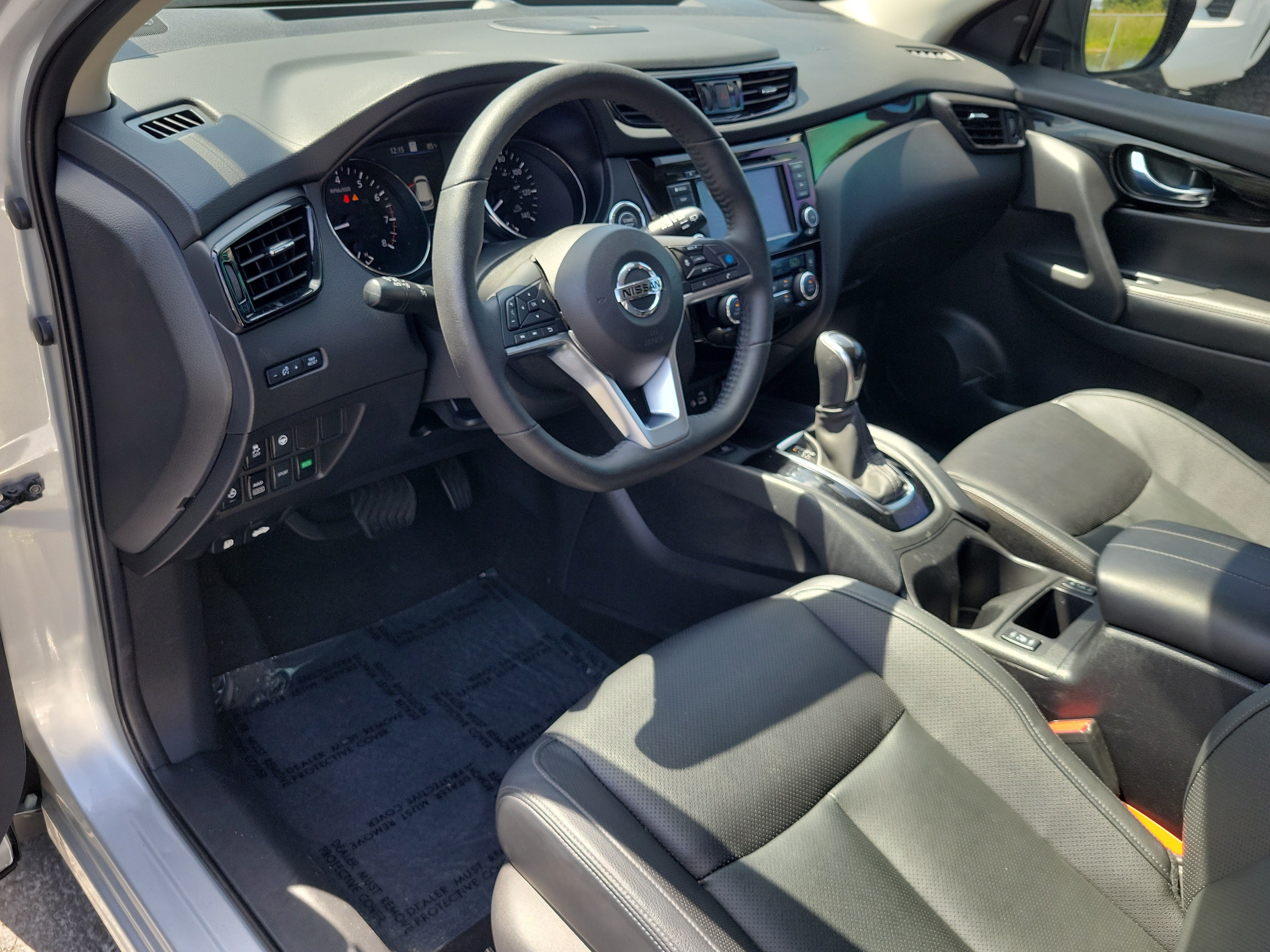 Used 2022 Nissan Rogue Sport SL w/ Premium Package AWD/4WD image 21