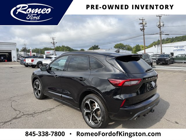 Certified 2023 Ford Escape ST-Line Select w/ Tech Pack #2 AWD/4WD image 7