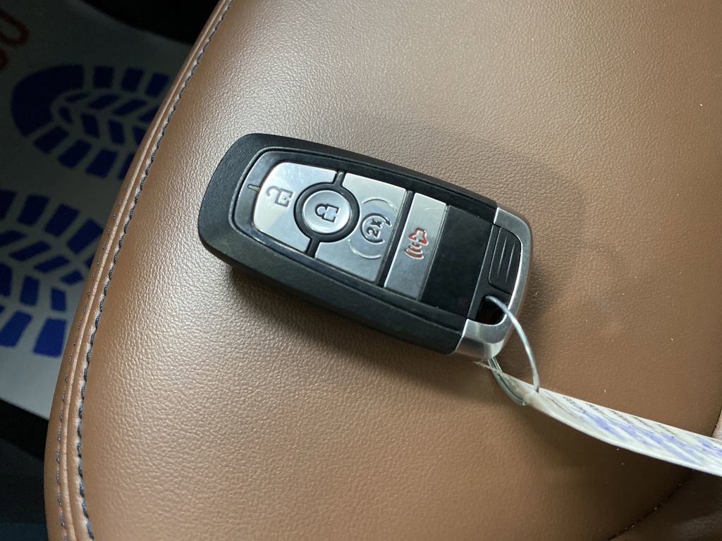 Certified 2022 Ford Maverick Lariat w/ Lariat Luxury Package image 37