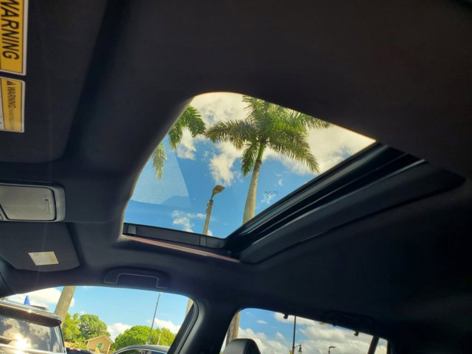 Used 2023 Honda Passport Elite image 12