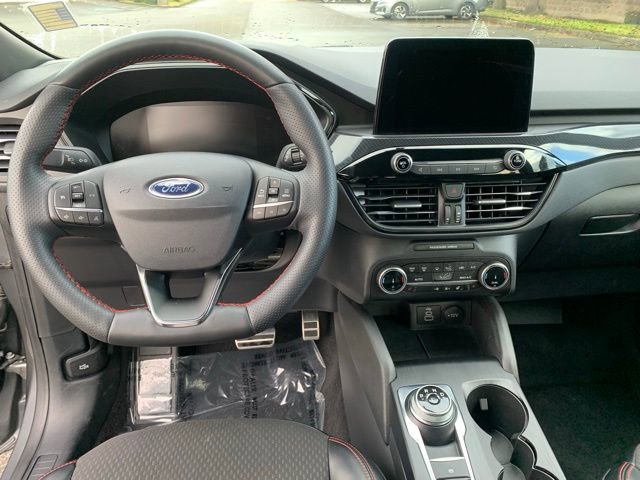 Certified 2024 Ford Escape ST-Line image 16