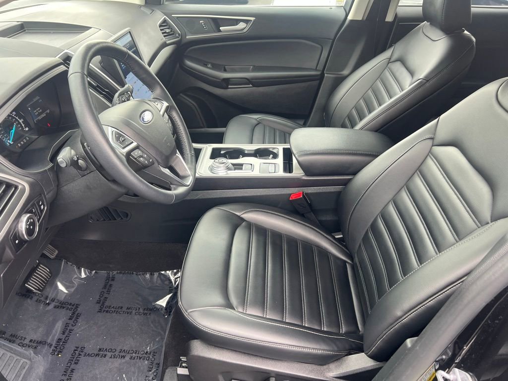 Certified 2024 Ford Edge SEL w/ Convenience Package AWD/4WD image 13