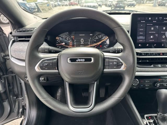 Used 2023 Jeep Compass Sport image 21