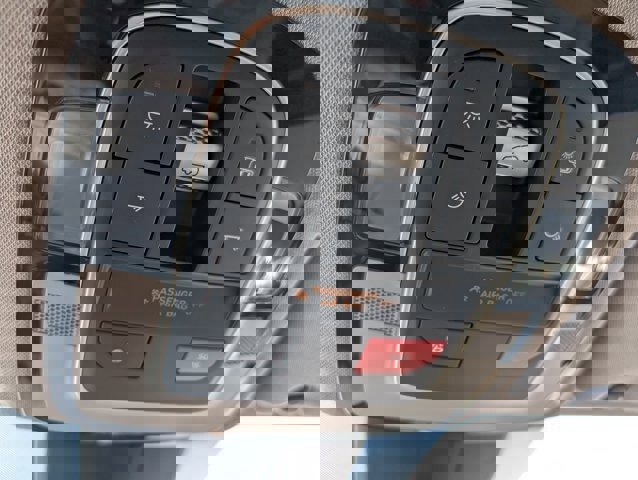 Used 2023 Hyundai Santa Fe Limited image 10