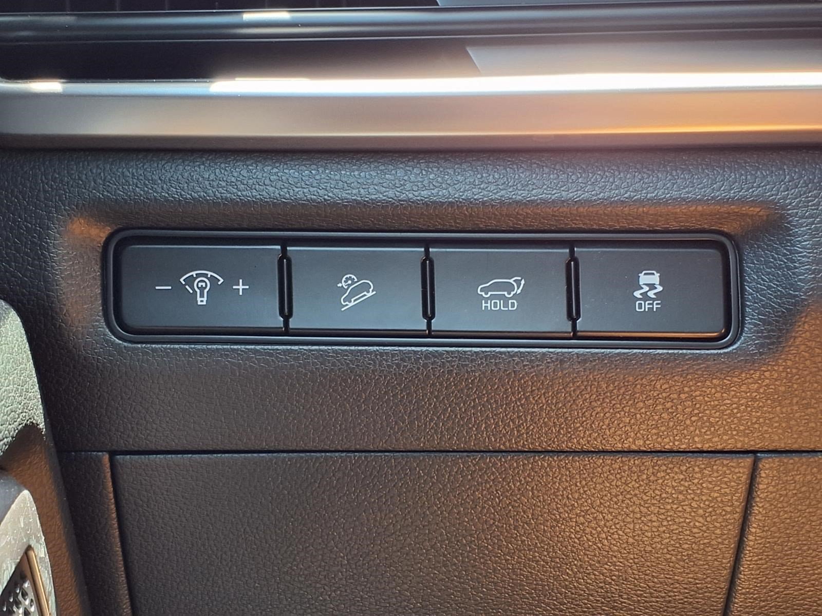 Used 2025 Kia Telluride S FWD image 21