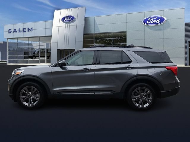 Certified 2022 Ford Explorer XLT w/ Equipment Group 202A AWD/4WD image 5