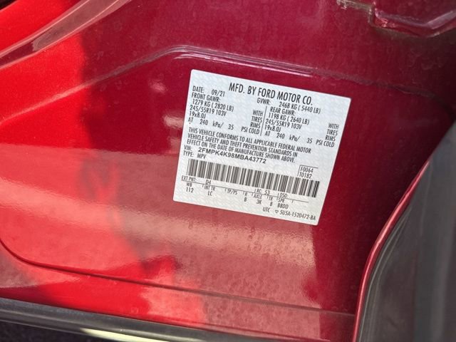 Certified 2021 Ford Edge Titanium w/ Class II Trailer Tow Package image 17