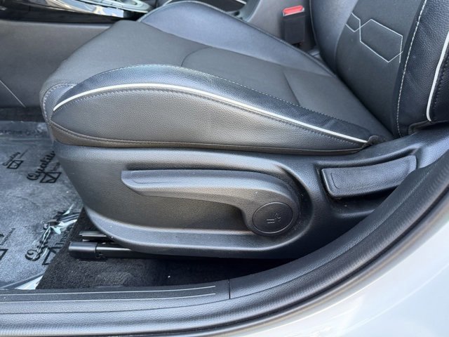 Used 2024 Kia Forte GT-Line w/ GT-Line Premium Package image 9