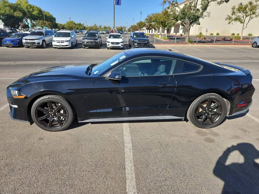 Certified 2019 Ford Mustang GT w/ Equipment Group 301A RWD image 4