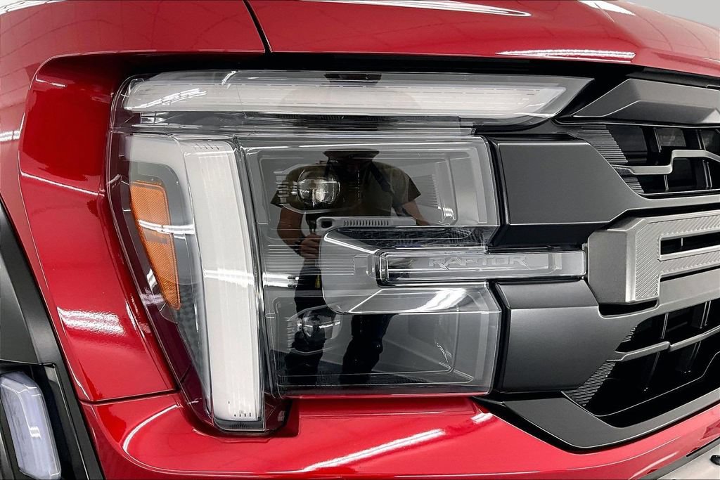 Certified 2025 Ford F150 Raptor AWD/4WD image 30