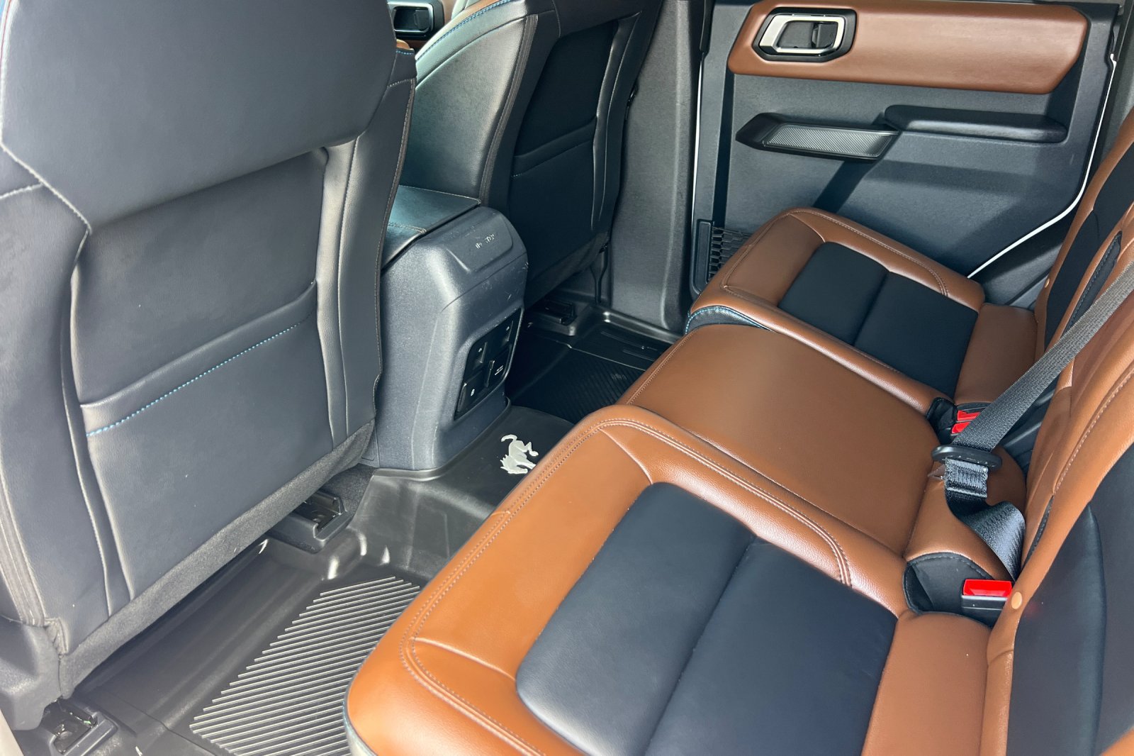 Certified 2024 Ford Bronco Outer Banks AWD/4WD image 14