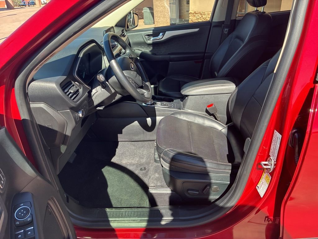 Certified 2020 Ford Escape SEL FWD image 23