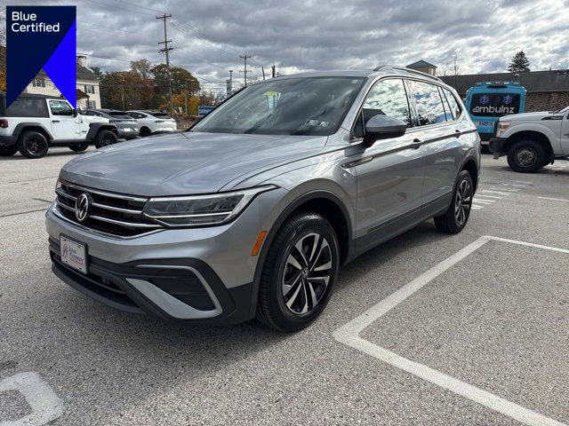 Used 2023 Volkswagen Tiguan S image 1