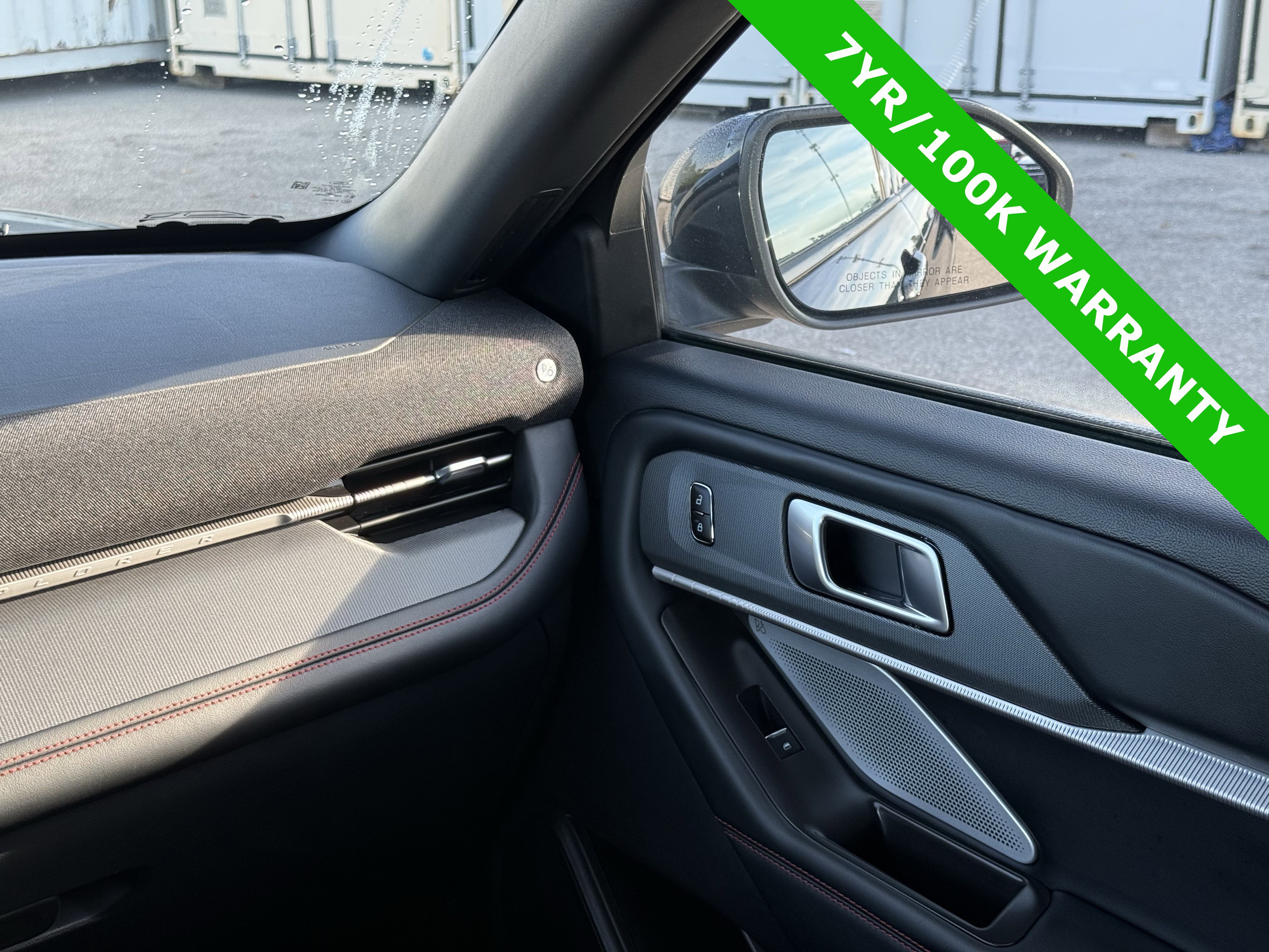 Certified 2025 Ford Explorer ST image 19