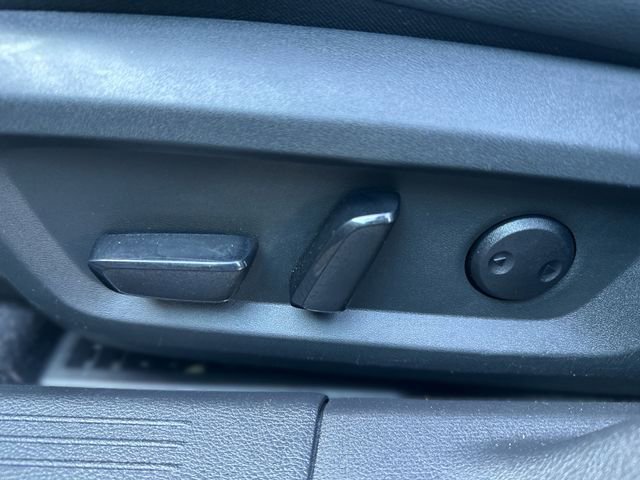 Used 2023 Nissan Rogue SL w/ SL Premium Package image 13