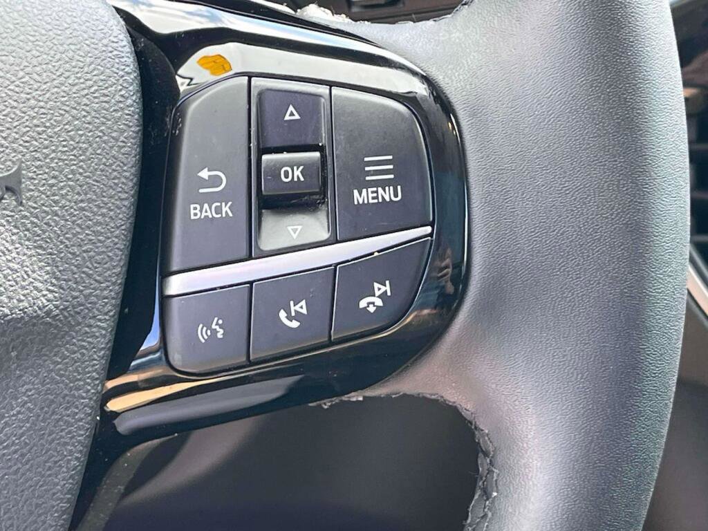 Certified 2022 Ford Escape SEL AWD/4WD image 33