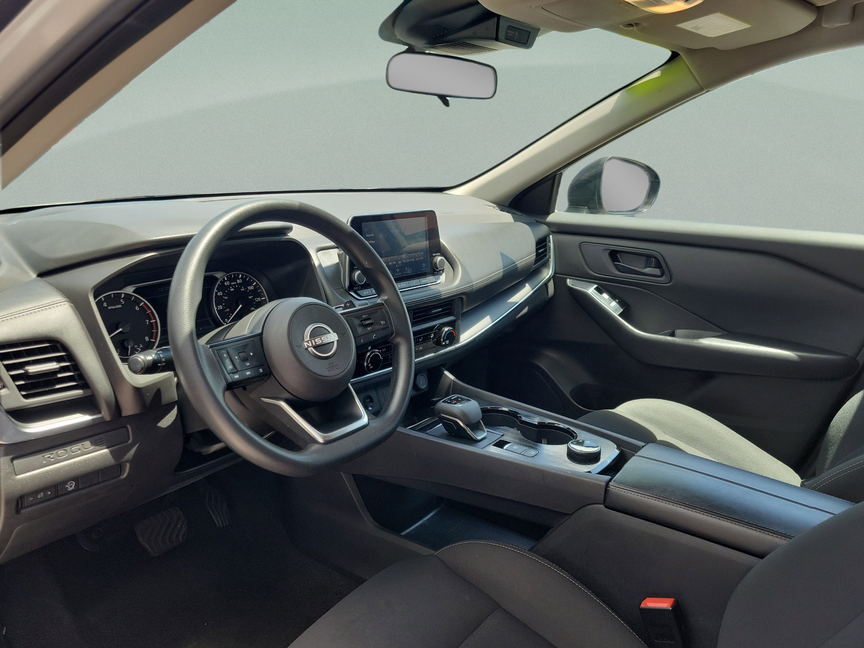 Used 2024 Nissan Rogue S AWD/4WD image 16
