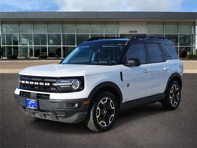 Certified 2022 Ford Bronco Sport Outer Banks w/ Tech Package image 3