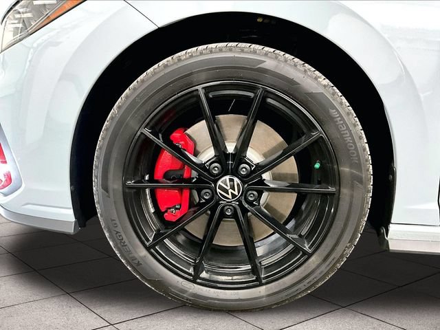 Used 2025 Volkswagen Jetta GLI Autobahn FWD image 8