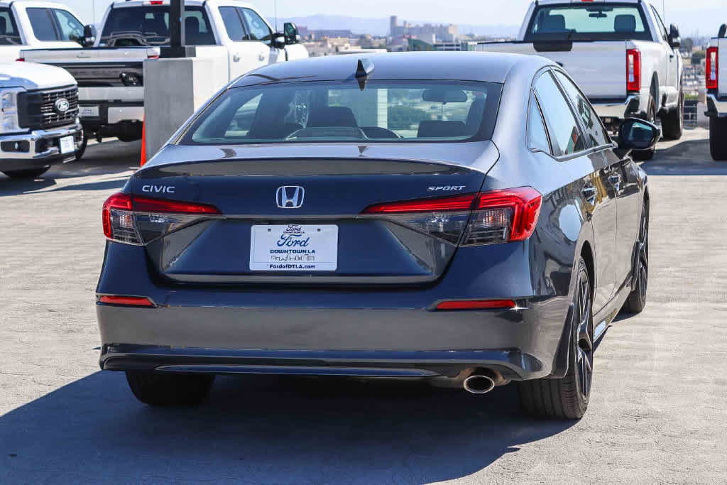 Used 2023 Honda Civic Sport image 4
