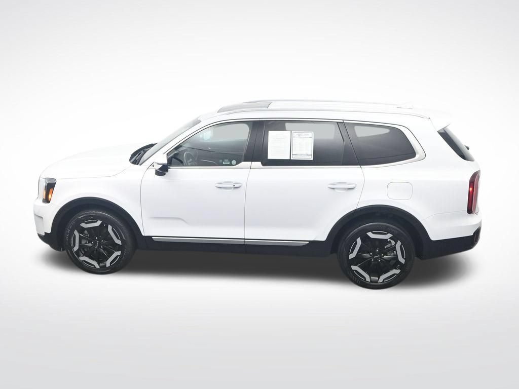 Used 2025 Kia Telluride S FWD image 38