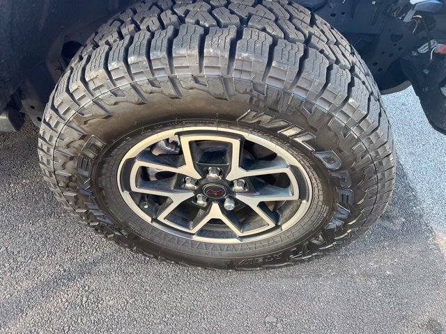Used 2025 Jeep Gladiator Rubicon AWD/4WD image 6