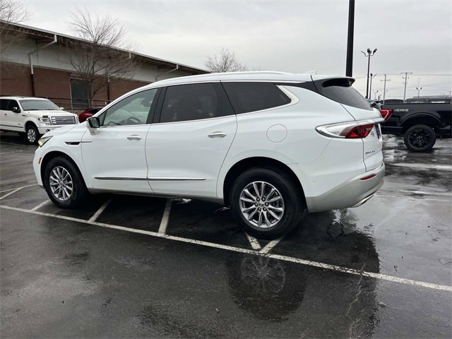 Used 2024 Buick Enclave Premium image 6